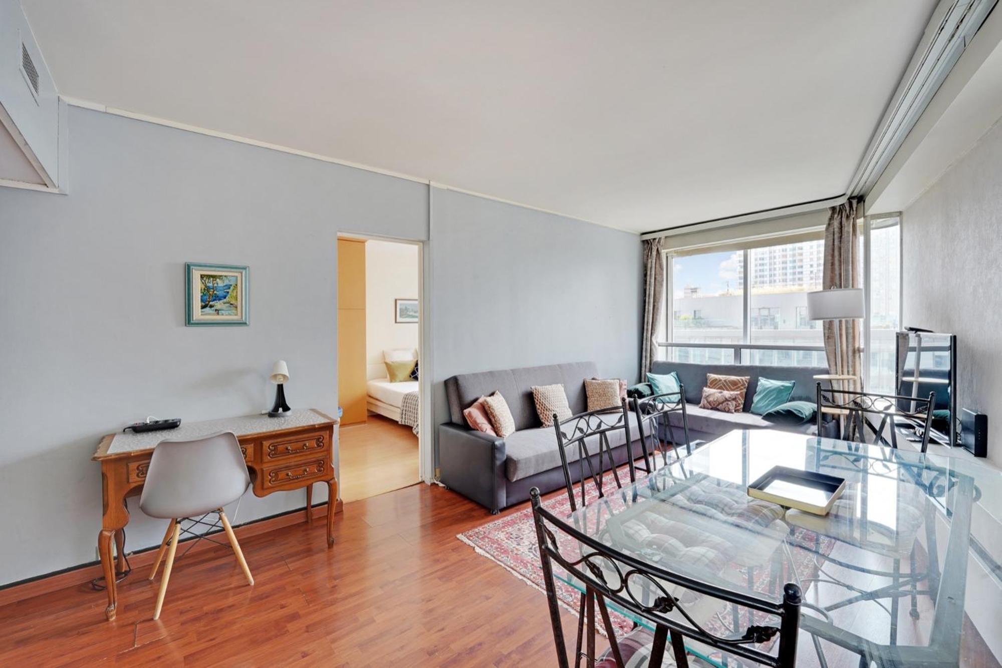 Family Seine & Spacious Flat 8min Walk To Eiffeltower Ac * Parigi